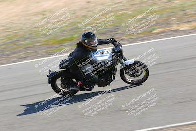 media/Feb-05-2023-Classic Track Day (Sun) [[c35aca4a42]]/Group 3/session 1 turn 9/